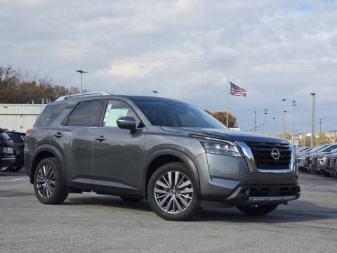 2025 Nissan Pathfinder SL