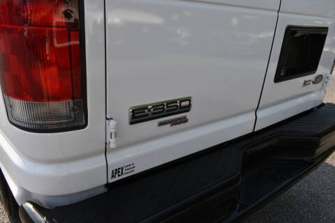 2014 Ford E-Series E-350 SD