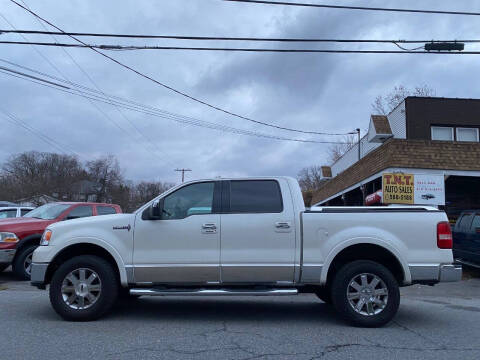 2006 Lincoln Mark LT for sale at TNT Auto Sales in Bangor PA