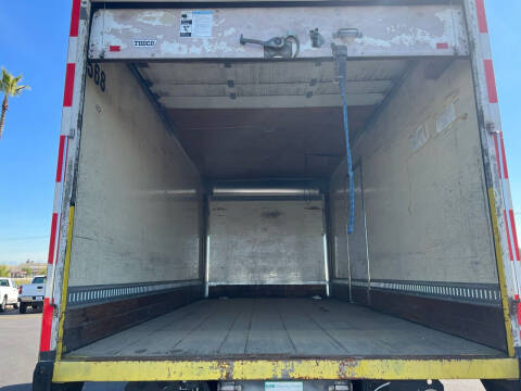 2013 Freightliner M2 106