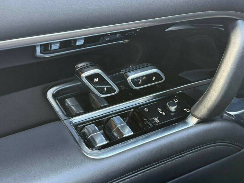 2023 Land Rover Range Rover P400 SE
