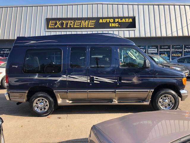 2006 Ford E-Series for sale at Extreme Auto Plaza in Des Moines, IA