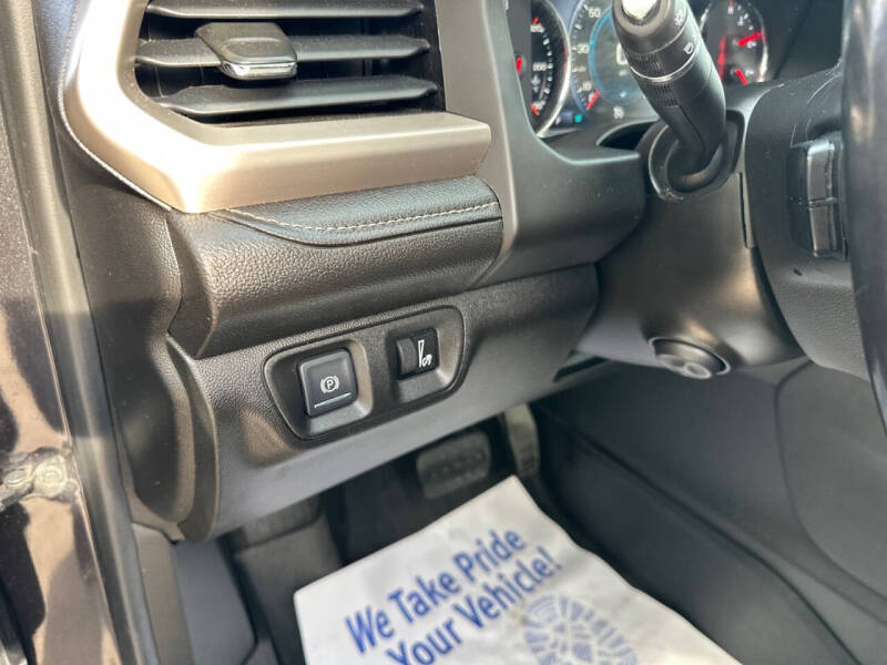 2019 GMC Acadia Denali