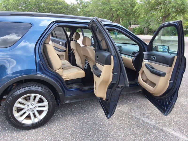 2016 Ford Explorer