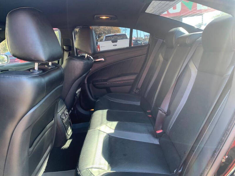 2019 Dodge Charger SXT