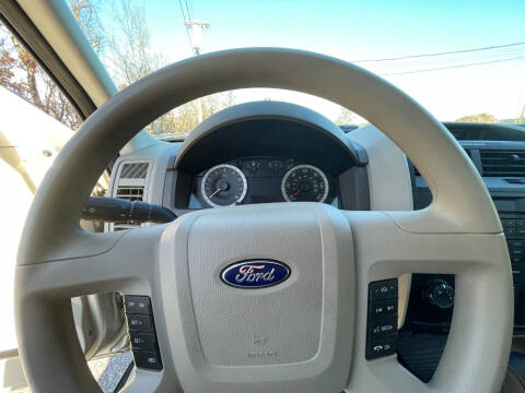 2011 Ford Escape XLS