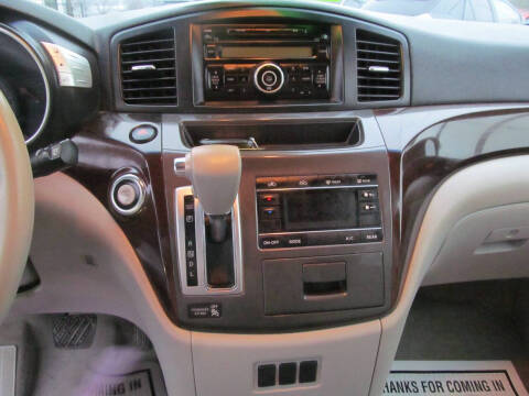 2012 Nissan Quest