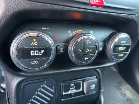 2017 Jeep Renegade Altitude