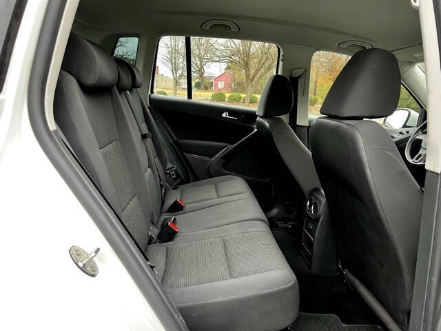 VolkswagenTiguan Limited20