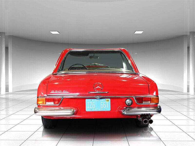 1967 Mercedes-Benz 230SL 3