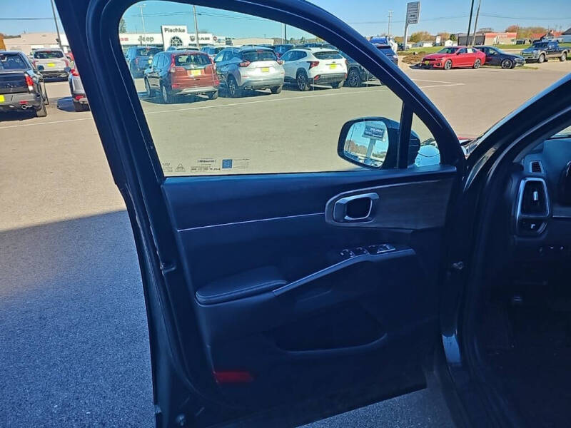 2023 Kia Sorento X-Line S