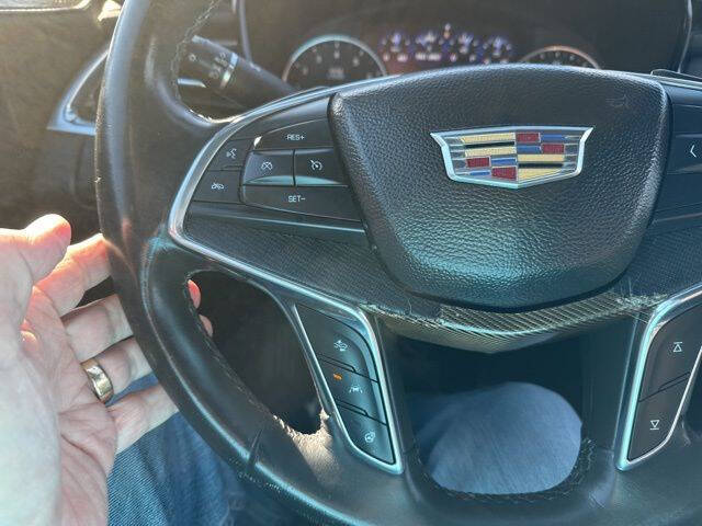 2017 Cadillac XT5 Platinum