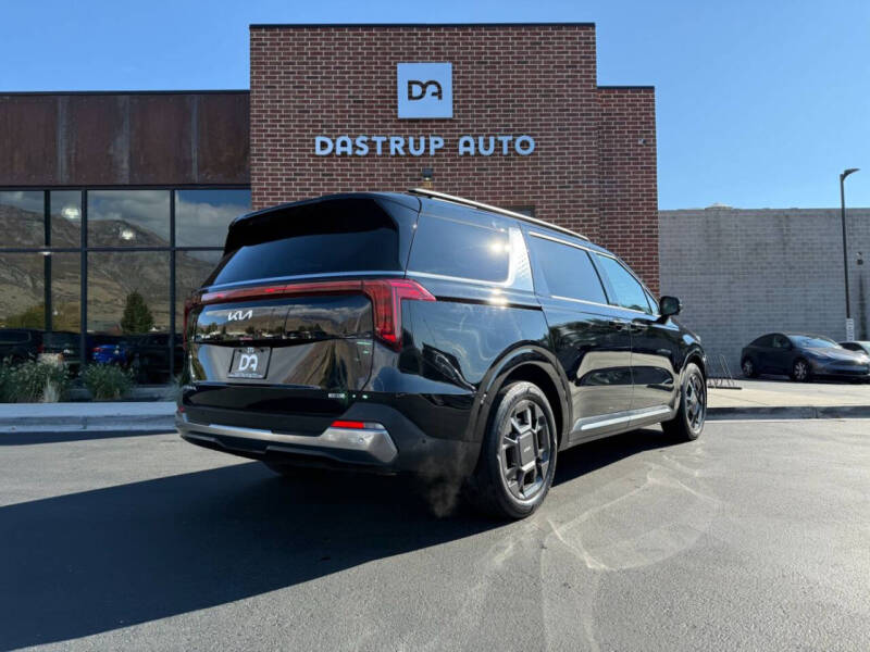 2025 Kia Carnival Hybrid SX