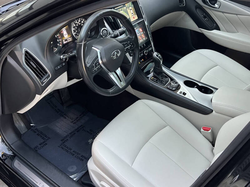 2021 Infiniti Q50 Luxe