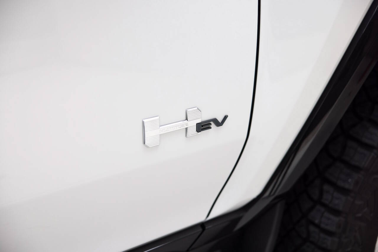 2022 GMC HUMMER EV 65
