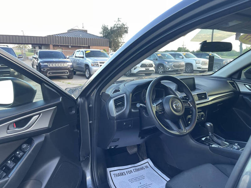 2017 Mazda MAZDA3 Sport