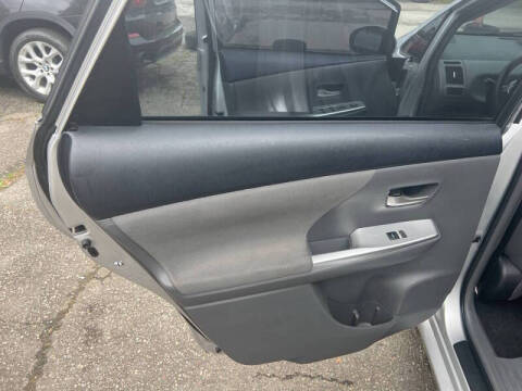 2012 Toyota Prius v Two