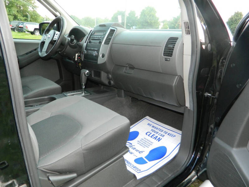 2009 Nissan Xterra S photo 16