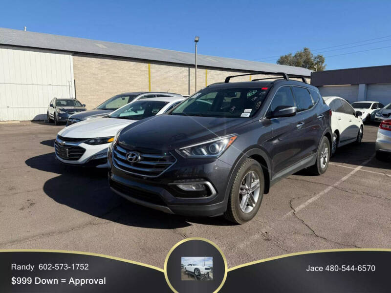 Hyundai Santa Fe's photo