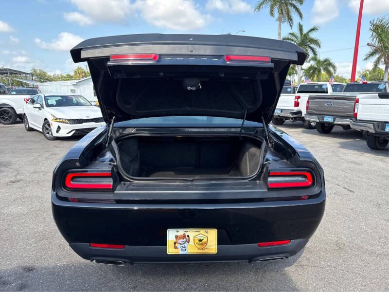 2019 Dodge Challenger SXT