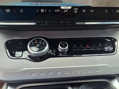 2026 Ford Expedition Active