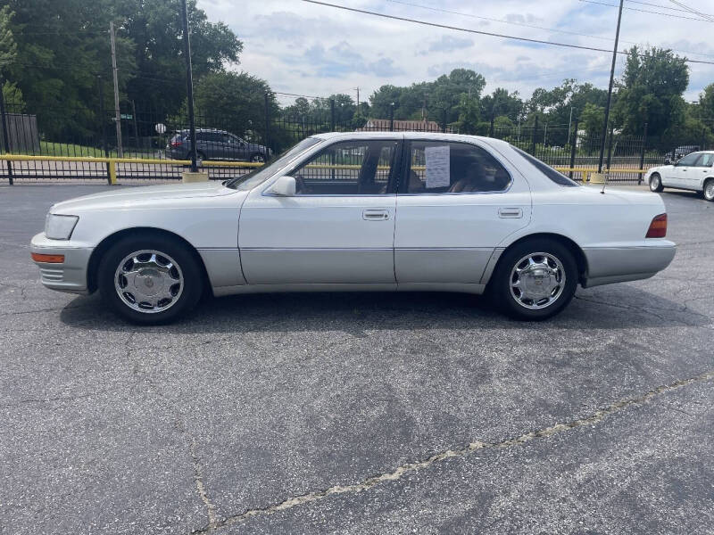 1994 Lexus LS 400