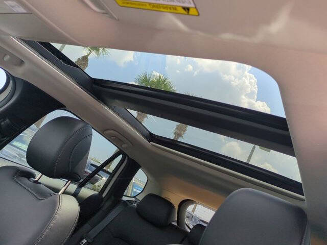 2025 Mazda CX-50 2.5 S Premium