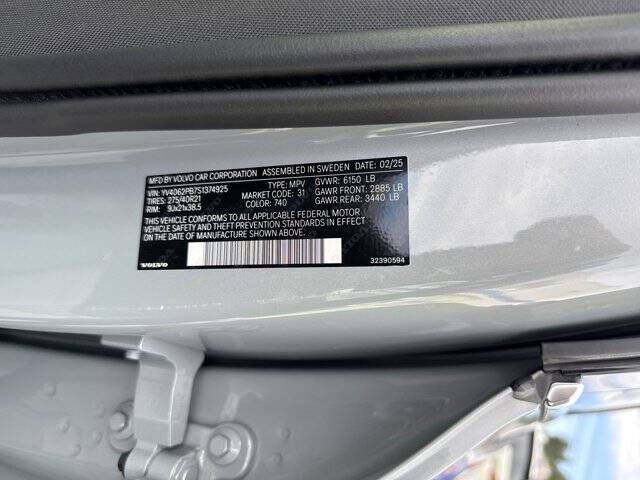 2025 Volvo XC90 B6 Plus Bright Theme 7P