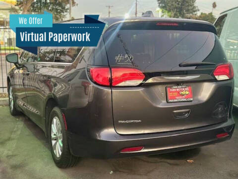 2017 Chrysler Pacifica Touring