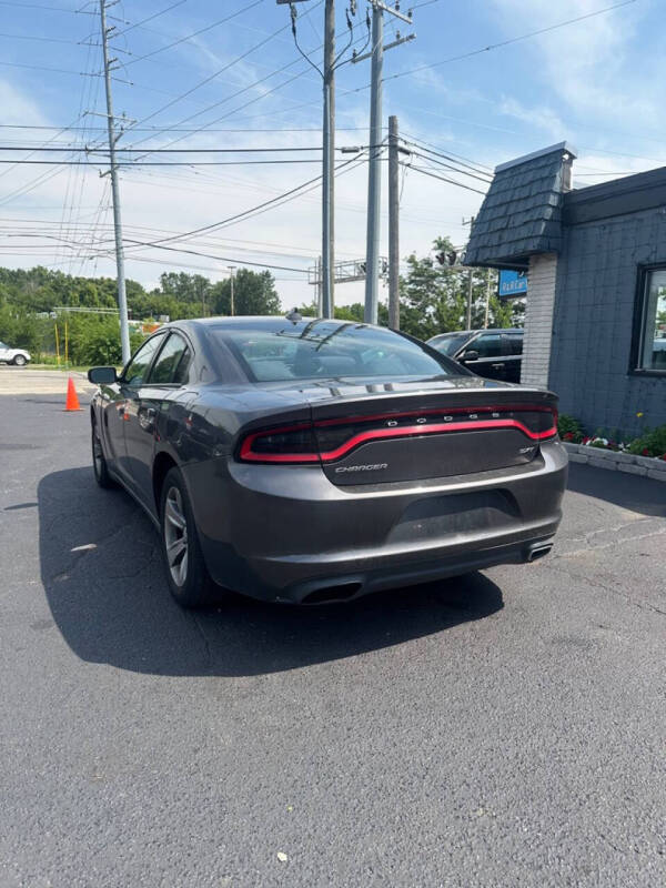2016 Dodge Charger SXT