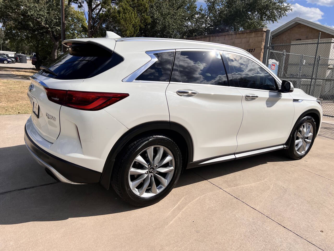 Used Car 2020 Infiniti Qx50  Luxe 4dr Crossover For Sale Under $20,000 In Austin, Texas