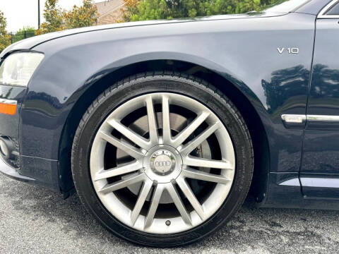 2007 Audi S8 quattro