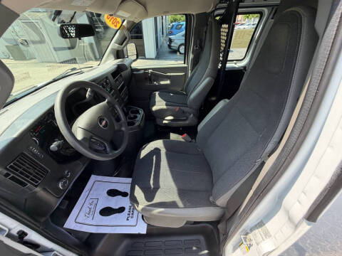 2018 GMC Savana 2500