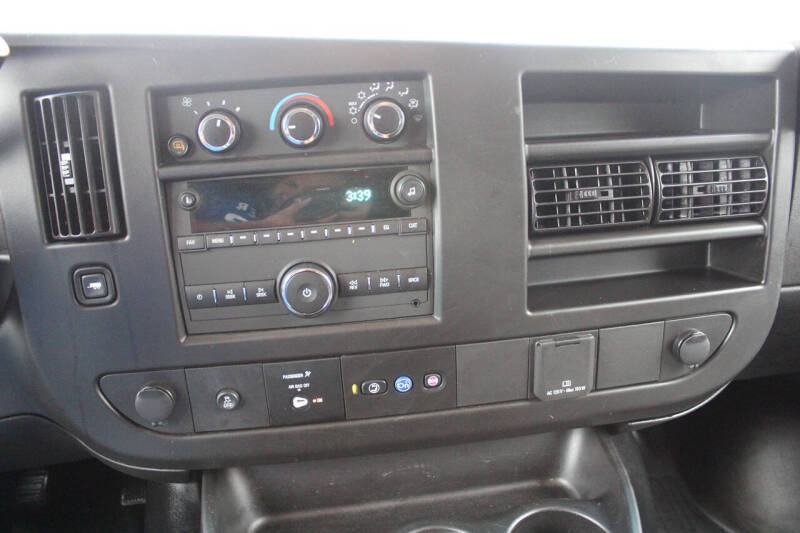 2023 Chevrolet Express 3500