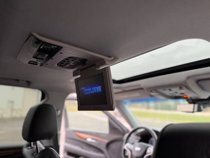 2018 Cadillac Escalade Luxury