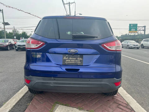 2014 Ford Escape S