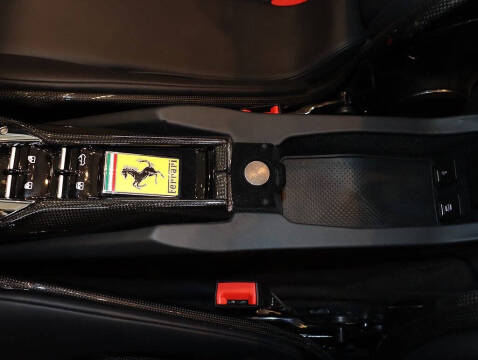 2024 Ferrari 296 GTS