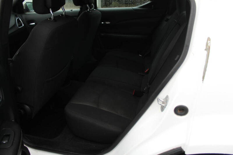 2014 Dodge Avenger SE