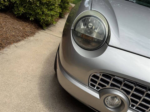 2005 Ford Thunderbird Deluxe