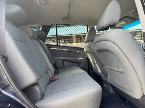 2011 Hyundai Santa Fe GLS