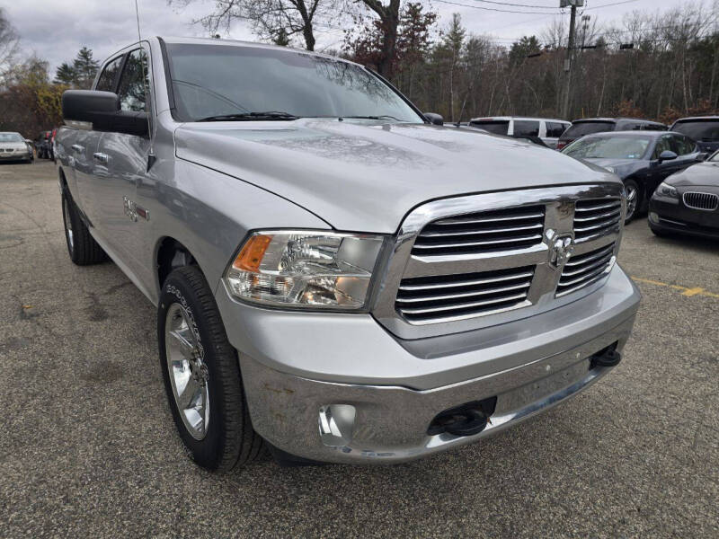 2015 RAM 1500 SLT
