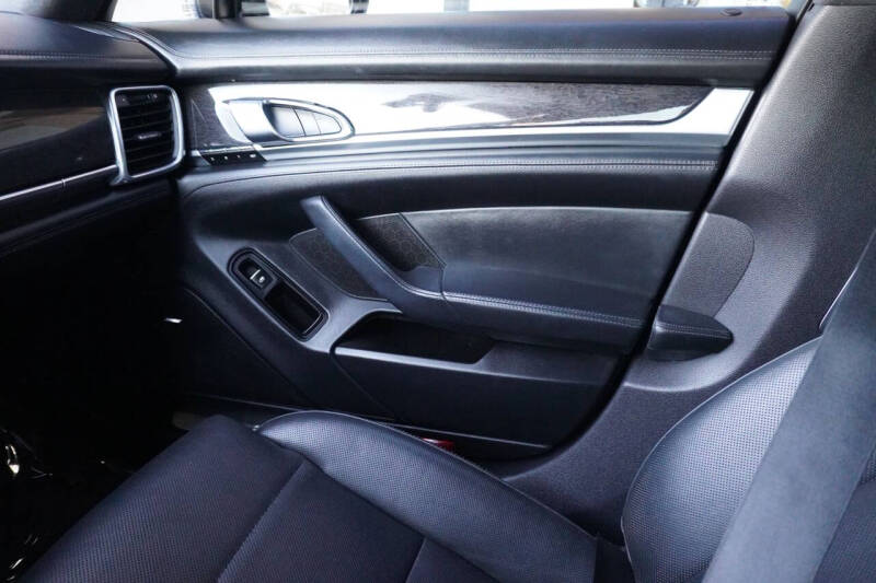 2014 Porsche Panamera Turbo Executive