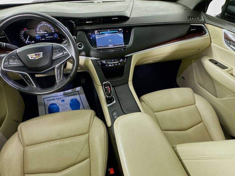 2018 Cadillac XT5 Premium Luxury