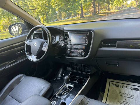 2017 Mitsubishi Outlander SE