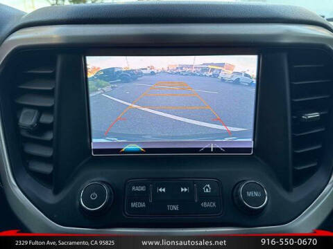 2017 GMC Acadia Denali