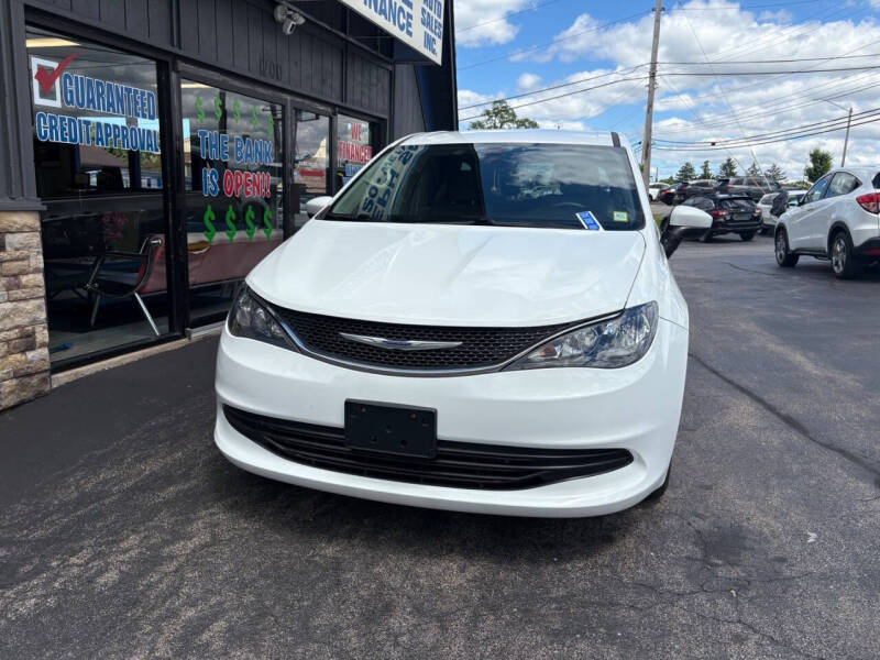 2017 Chrysler Pacifica Touring