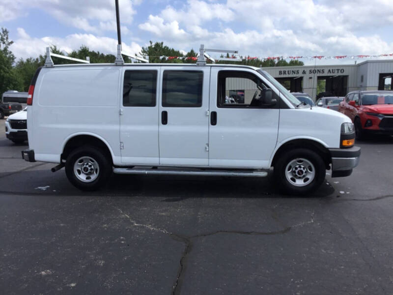 2022 GMC Savana 2500