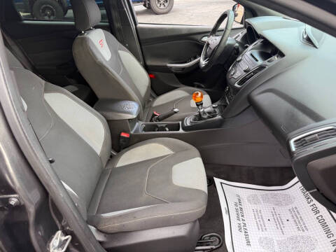 2017 Ford Focus ST