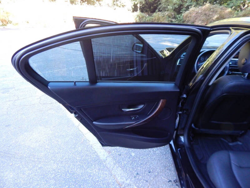 2018 BMW 3 Series 320i