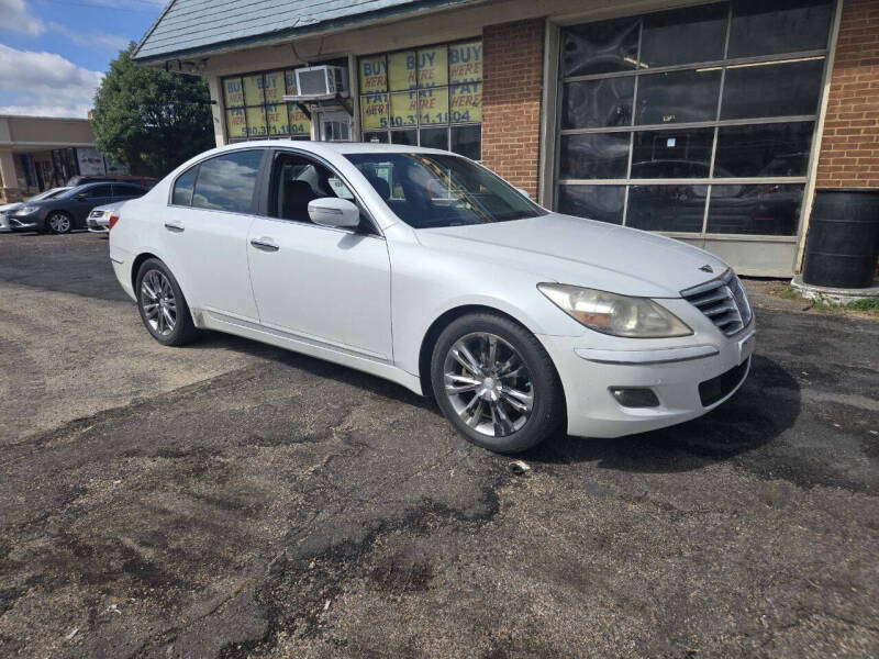 2011 Hyundai Genesis 3.8's photo